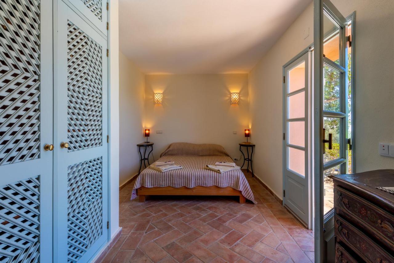 Morro Dos Anjos - Authentic Farmhouse With A View Just 3Km From Olhao Exterior photo